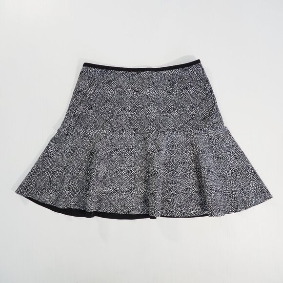 lululemon athletica Dresses & Skirts - Lululemon Skirt Black Small Floral Zip Stretch Mini Tennis Skater Aline No Liner
